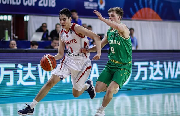 FIBA U17 Dünya Kupası’nda Türkiye, Avustralya’yı 81-79’luk skorla yendi.