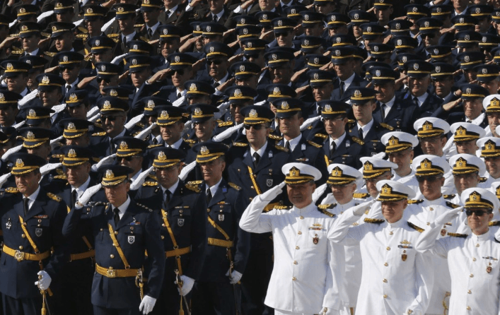 100 military members sought by Turkish prosecutor as part of Gülen crackdown