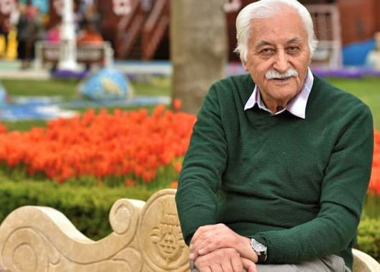 Bakiler’in eşi: Yavuz Bülent Bakiler üstadın vefatı ile ilgili haberler doğru değildir, durumu çok iyi