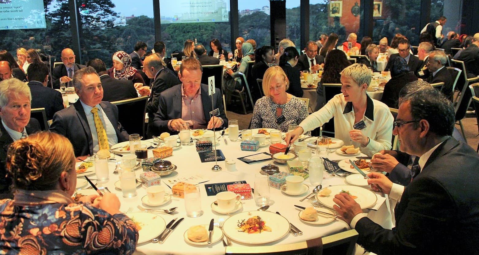 Terörün panzehri, bu programlardır: Diyalog Vakfı’nın parlamento iftarına katılan renkli simalar, anlamlı mesajlar verdi