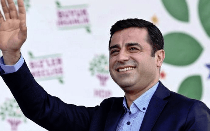 Tutukluluğunun devamına karar verilen Demirtaş: Ben bin yıl da cezaevinde kalsam Kürdüm, Kürt milliyetçisi değilim