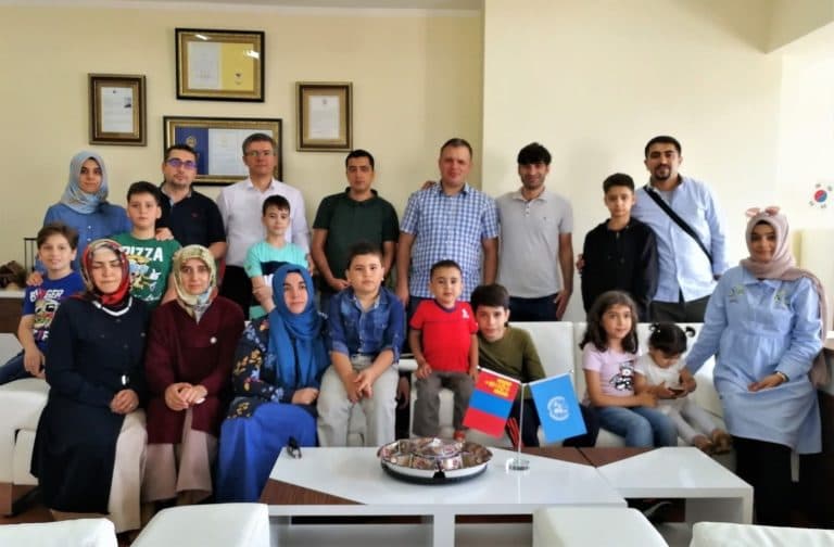 AKP’nin şerrinden kurtuldular: Moğolistan’daki öğretmenler BM korumasıyla Kanada’da