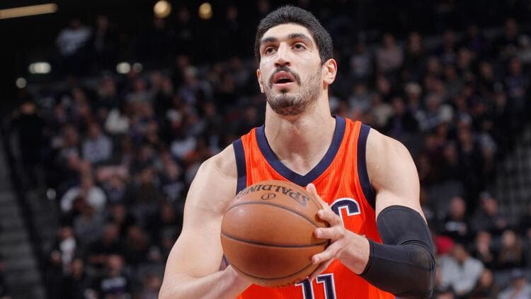 Enes Kanter’i Türk bakanlara şikayet etti: Cuma namazına geliyor, cemaat kuyrukta ben çıldırıyorum