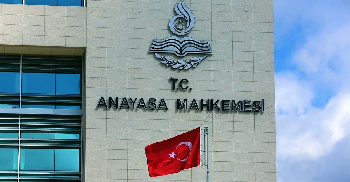 AYM’den emsal karar: Mal varlığına el koyma kararı ölçüsüz