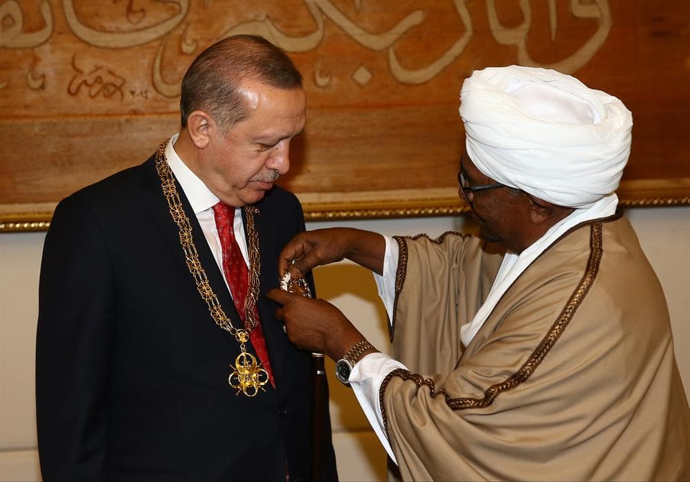 Sudan’da yasa kabul edildi: ‘Eski rejimin kaldırılması yasası’ onaylandı, Ömer el Beşir’in izleri de siliniyor