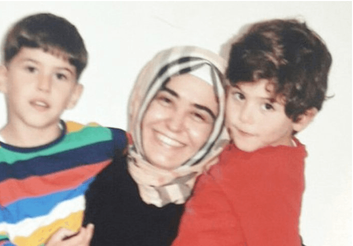 Hasta dededen çağrı: Elif Şahin ve eşi hapiste, çocuklarına hasta babası bakıyor