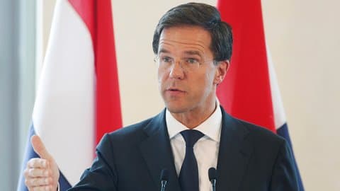 Rutte’den Müslümanlara çağrı: Ramazan’da önlemlere bağlı kalın, evde kalın