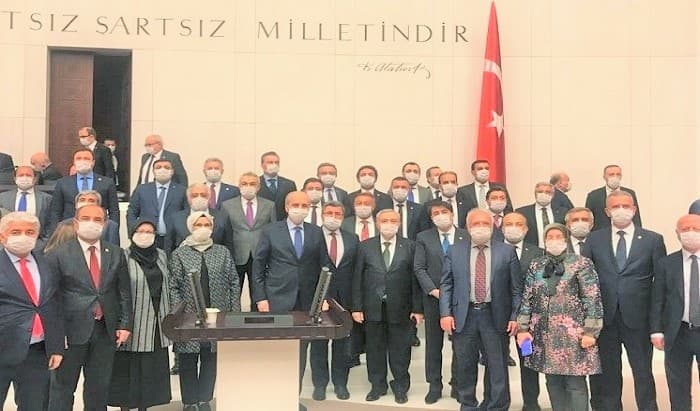 Bu fotoğrafa iyi bakın!