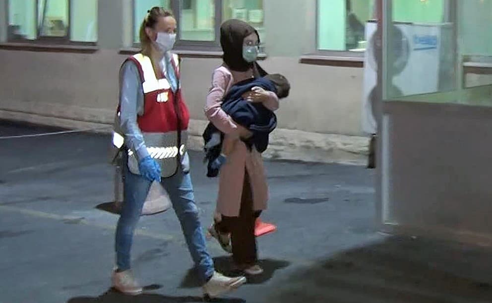 AKP’nin zulmü devam ediyor: Bylock kullandığı gerekçesiyle bebekli annelere operasyon