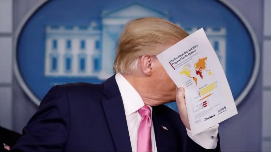 Trump için özel duvar: Söylediği 20 bin yalan sergileniyor