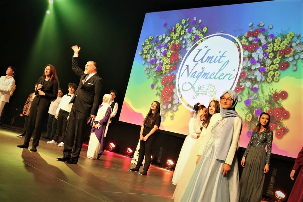 Buram buram Anadolu kokan türküler için Ümit Nağmeleri’nden özel albüm