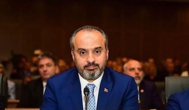 Avazyan, koronadan yoğun bakımdaki AKP’li için: Ege’de boğulan bebeklere ‘cenaze aracı yok’ diyen Aktaş boğulmakla sınanıyor
