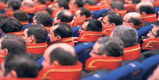 HSK üyeliği için bazı adaylar AKP ve MİT’i referans gösterdi: Cumhurbaşkanının elinden plaket aldım