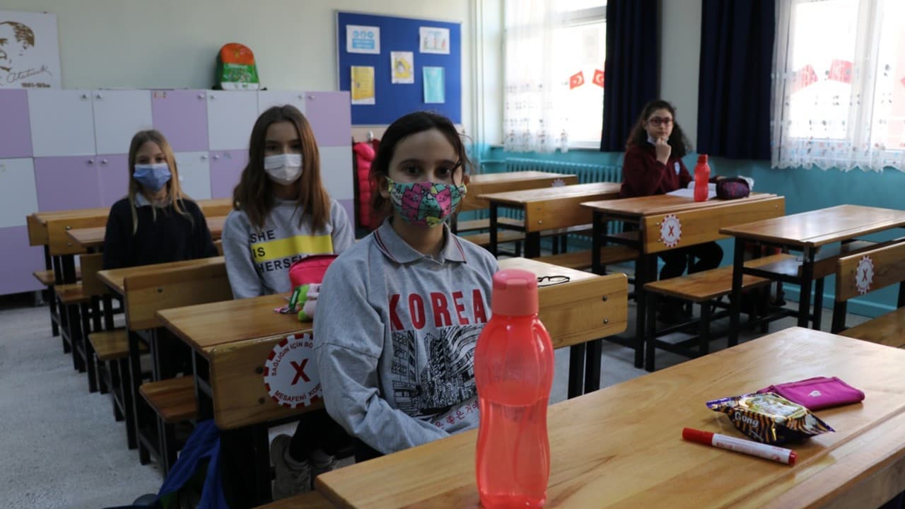 Almanya’da 7 Haziran itibariyle çocuklar da aşı olabilecek