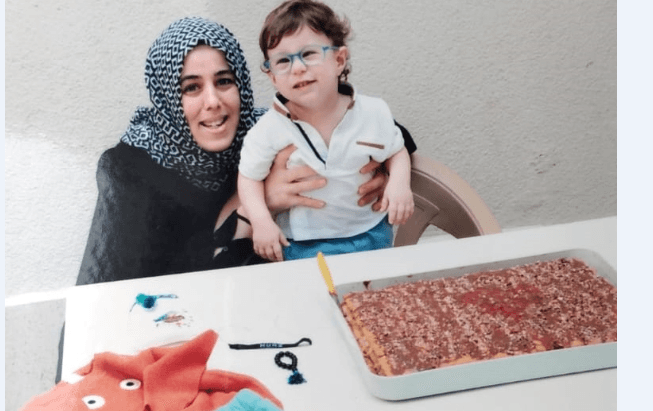 Göz sağlığına kavuşması için: Bir yıl cezaevinde tutulan Muaz bebek için kampanya