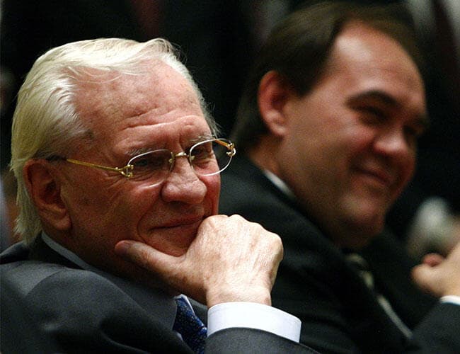 Peker, Demirören’e: Baban da kimseye parasını ödemez, mallara çökerdi