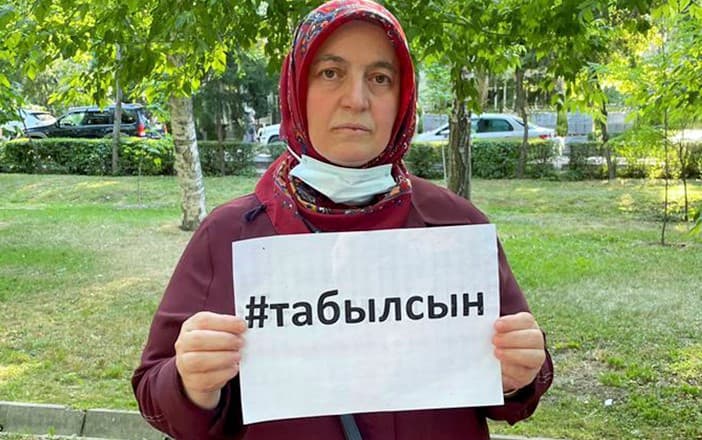 Kırgızistan’da bekleyiş sürüyor: Siyah Mercedes bagajı açılmayan otomobil elçiliğe geri döndü!