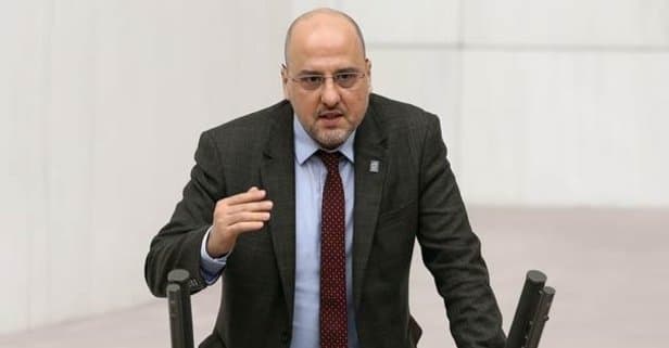 Ahmet Şık’tan tehditlere cevap: Hakikat yalanlardan ve tehditlerden çok daha güçlüdür.