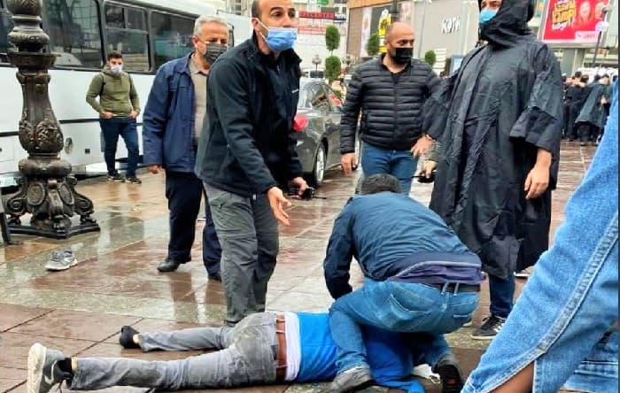Veli Saçılık: Polis olmayan koluma kelepçe takmak istedi, kolumu uzatmadığım için tekmeledi