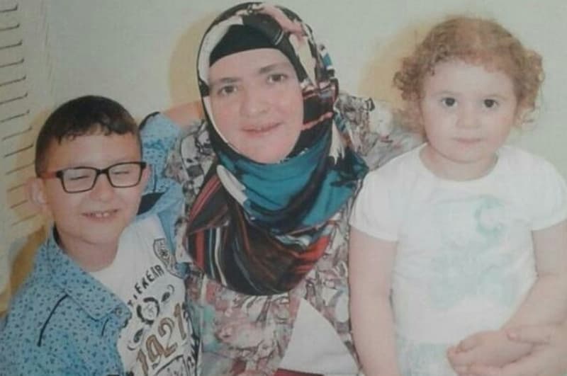 Babacan’ın annesi Ayşe Taşpınar: Kızım kanser hastası, hırsız değil arsız değil, bu vicdan mı?