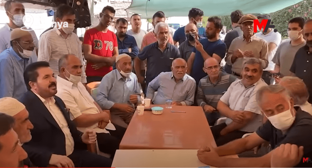 Dedeoğulları taziyesinde AKP’li Belediye Başkanı Sayan’a tepki: Biz saf değiştirenlerden değiliz