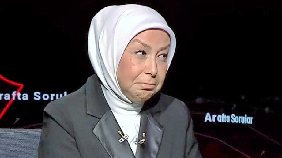 Emine Erdoğan’ın binlerce euroluk çantası da var: AKP’li vekil Öznur Çalık’ın 12 bin liralık ayakkabısından utandı