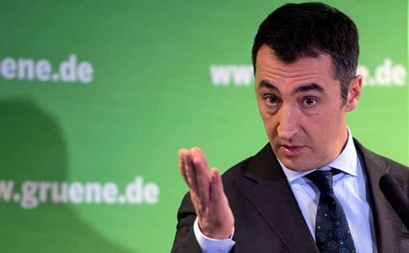 Yeşiller partisinin en deneyimli siyasetçilerinden Cem Özdemir Almanya’nın yeni tarım bakanı