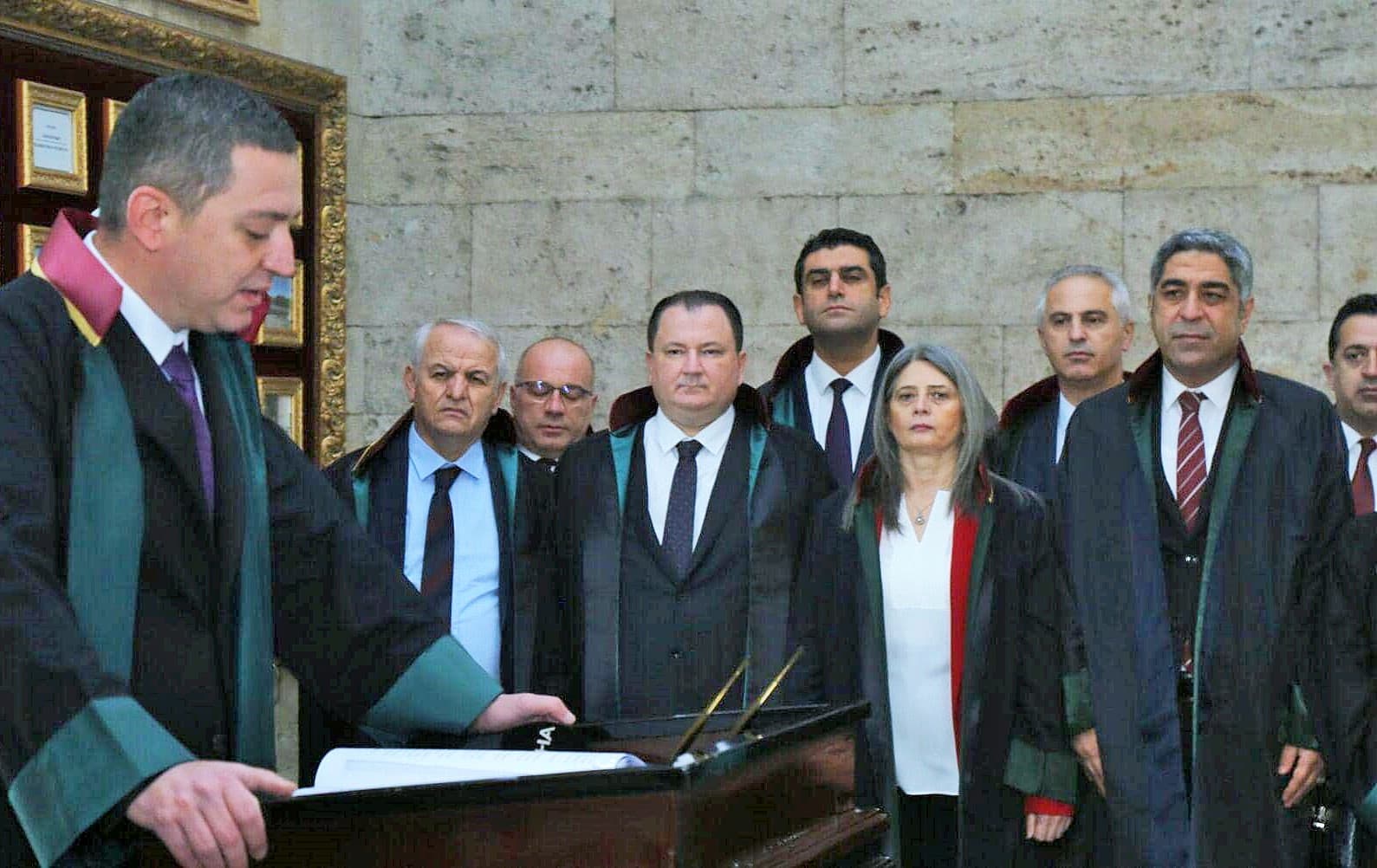 TBB’nin yeni başkanı Sağkan: Baro seçiminde ağır yengiye uğurayan Feyzioğlu, devir teslim törenine katılmadı