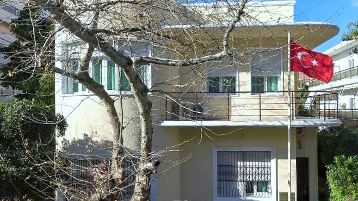 Rodos Başkonsolosluğu’nda görevli sekretere casusluk iddiasıyla 5 yıl hapis