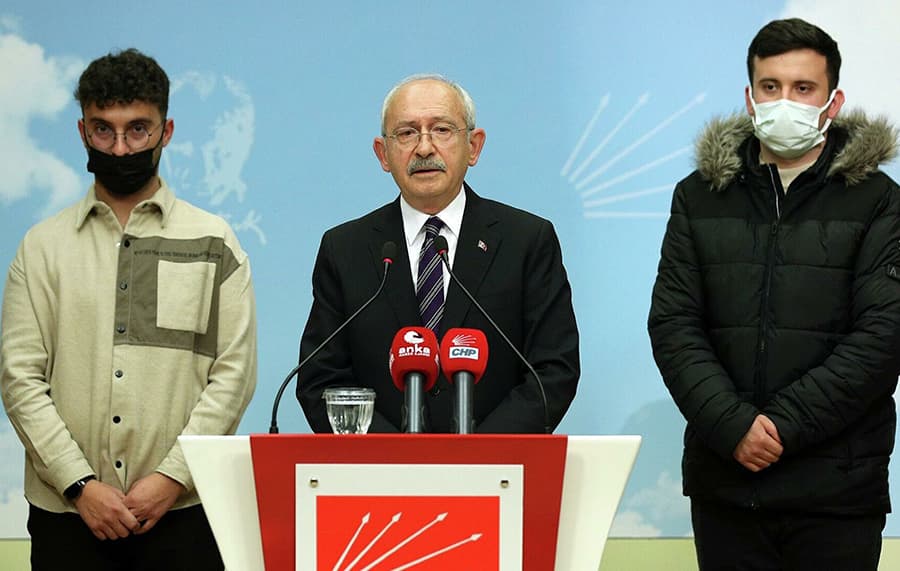KPSS’de derece yapan adayları mülakatta eleyen AKP’ye tepki çığ gibi: Allah’tan korkun
