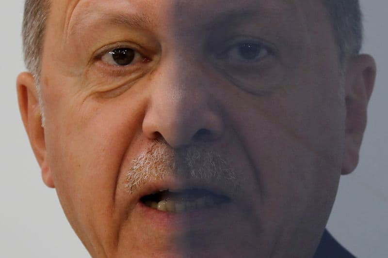 Saray’a bir şok daha: AKP tarihinin en düşük oy oranına inerek, kan kaybına devam ediyor