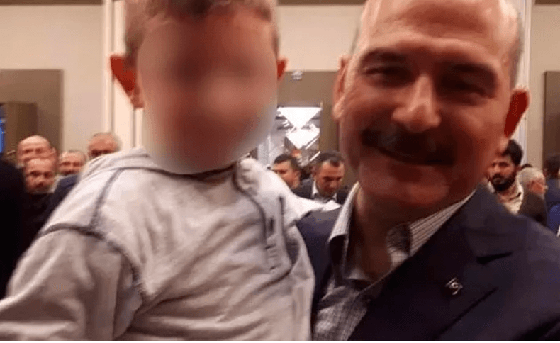 Süleyman Soylu’nun, Kılıçdaroğlu’na ‘hain’ diyen çocukla fotoğrafı çıktı