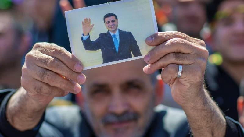 Demirtaş’tan HDP’ye çağrı: Türkiye açılımı yapmak zorundayız