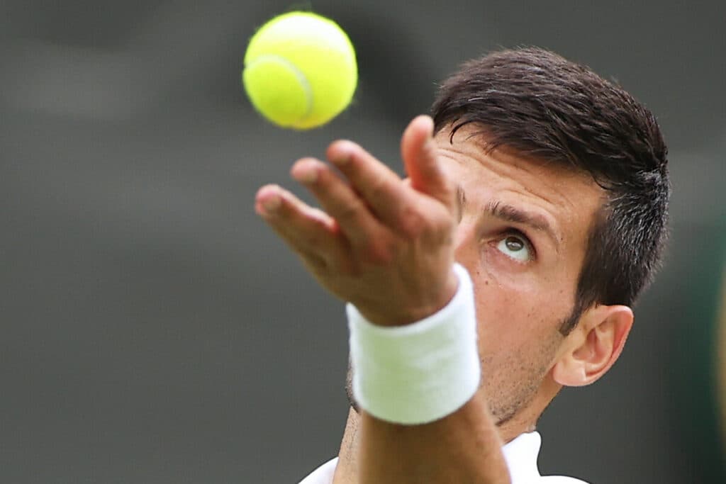Wimbledon’da son şampiyon Djokovic çeyrek finalde
