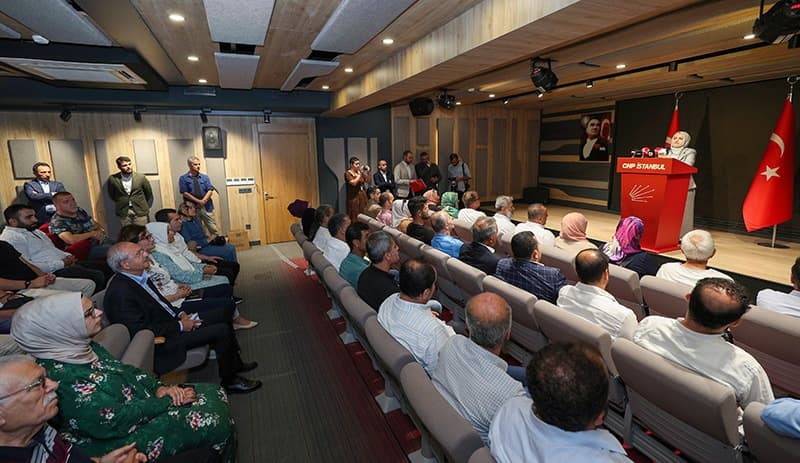 İlahiyatçı, akademisyen ve STK yöneticilerinin oluşan bir grup, CHP Lideri Kılıçdaroğlu’ndan helallik istedi