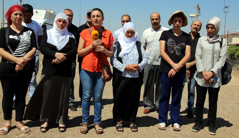 Diyarbakır’daki ‘Adalet Nöbeti’nde 273’üncü gün: Cezaevlerinden cenazeler çıkıyor