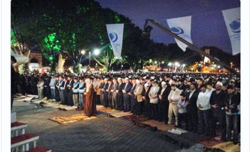 Kabe imamı’na Ayasofya’da namaz kıldırmaktan hapis cezası