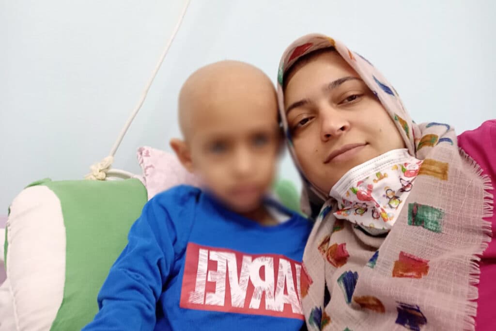 Tutuklu Gülten Sayın cezaevinden çıktı: Yusuf Kerim annesine kavuştu