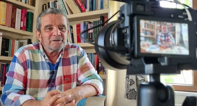 ‘Düşman yaratma’ stratejisi tersine döndü’ diyen Prof. Dr. Türköne: İster seccade, ister şal, bu seçimde örtü işe yaramayacak
