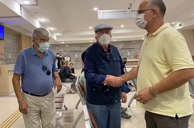 AKP’li Cumhurbaşkanı Erdoğan, 28 Şubat tutuklusu iki generalin cezasını kaldırdı