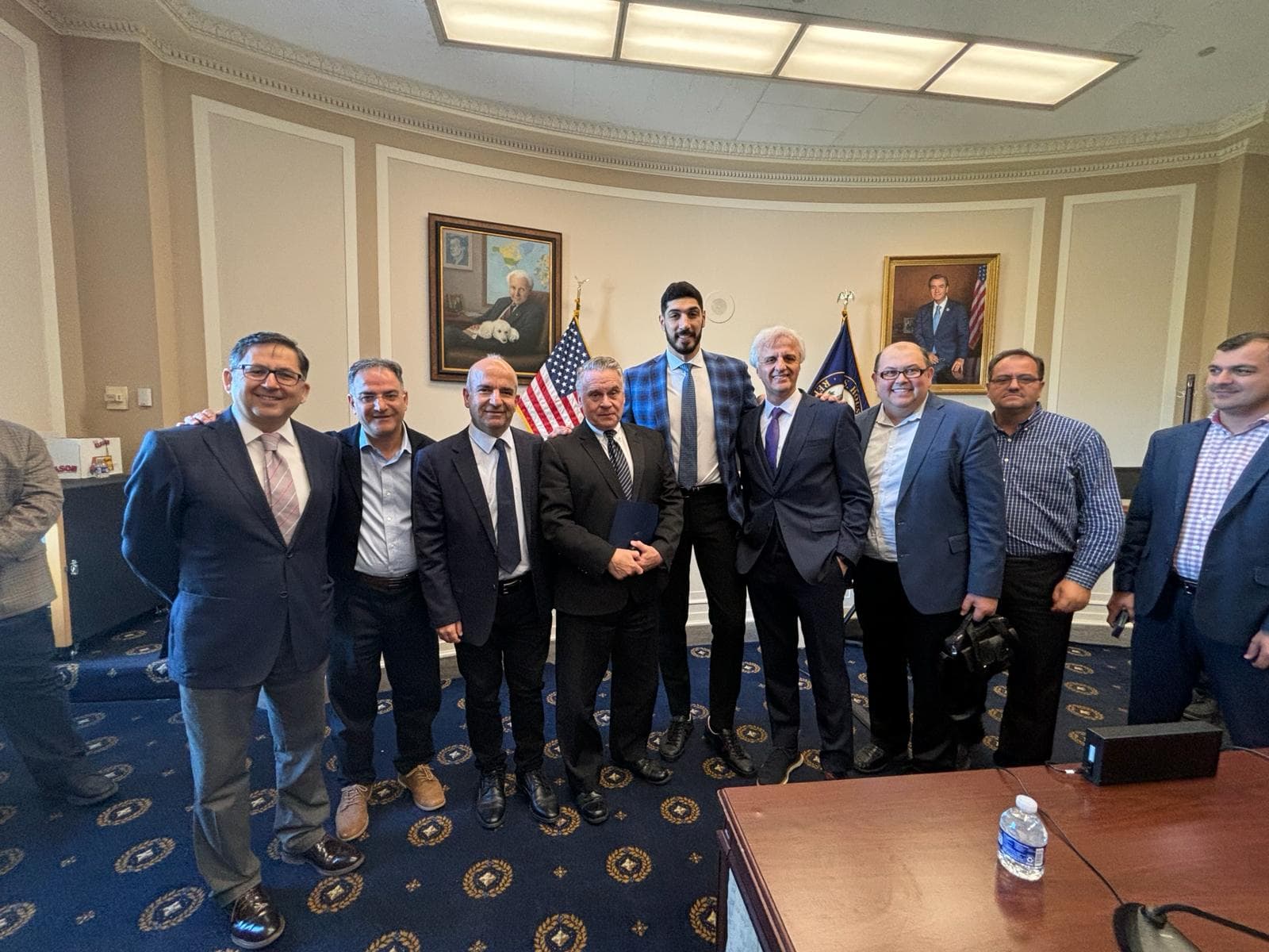 ABD Kongresi’nde tarihi gün: Gazeteci Abdülhamit Bilici ve aktivist Enes Kanter, Türkiye’deki hak ihlallerini belgeleriyle anlattı