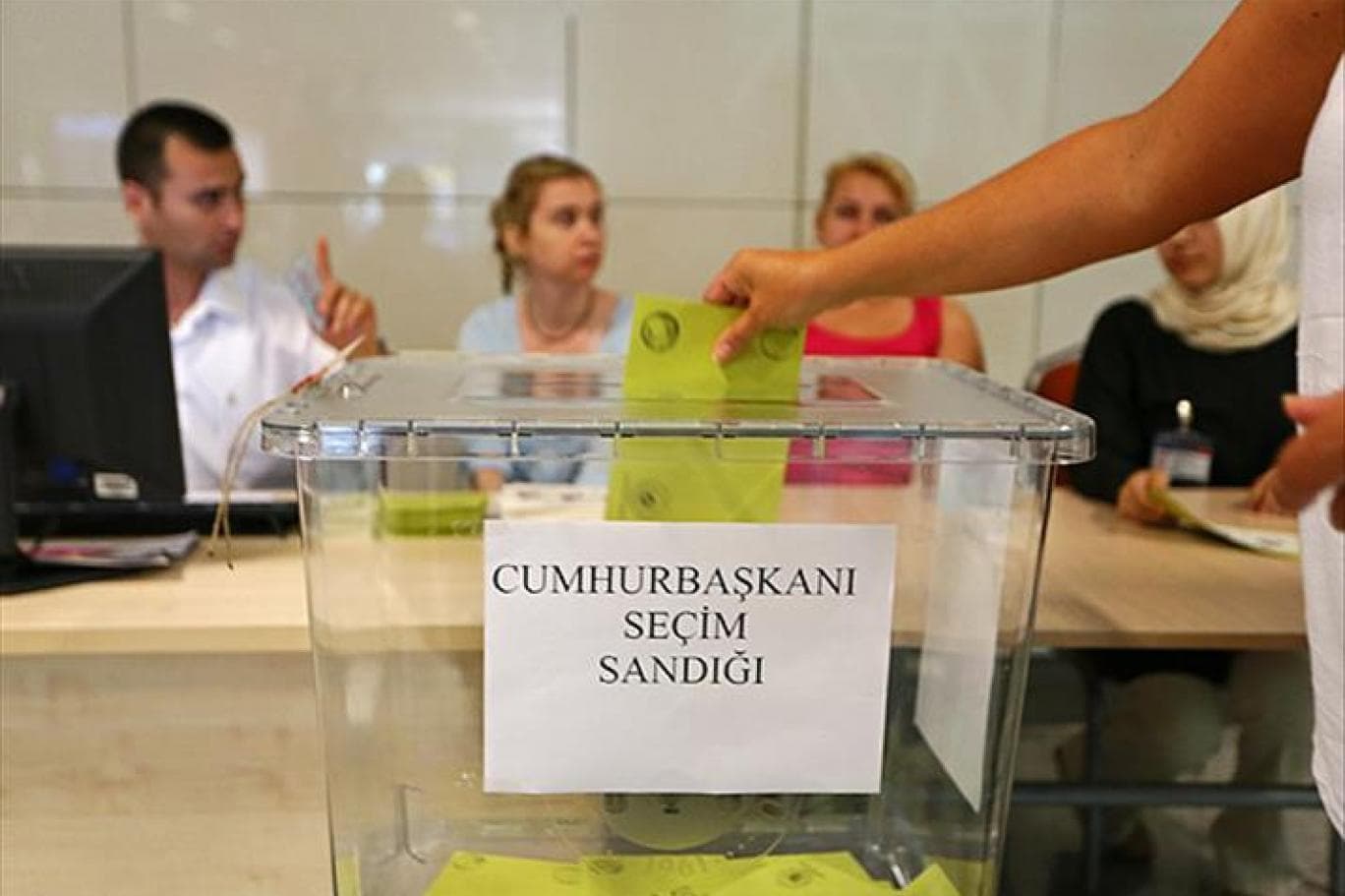 Yurt dışında oy verme ne zaman başlıyor? Nasıl oy kullanılacak?