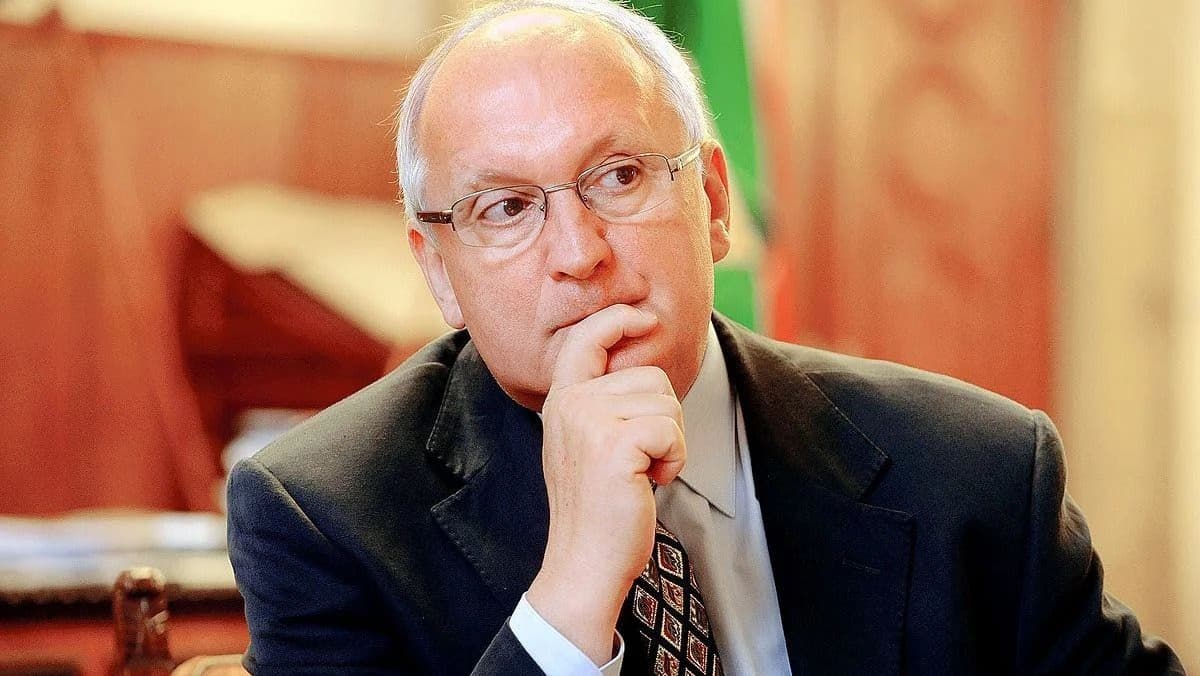 Macarların Cumhurbaşkanı adayı netleşti: “Orban’a hayır diyen ” Yüksek Yargıç Andras Baka