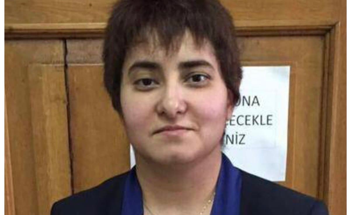 Avukat Dilek Ekmekçi hakkındaki bir suçlamadan tahliye edildi