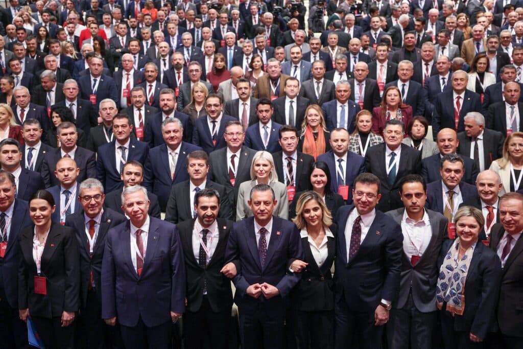 CHP’li başkanlardan bildiri: Kayyım, milli iradeyi hedef alan bir siyasi darbe girişimidir