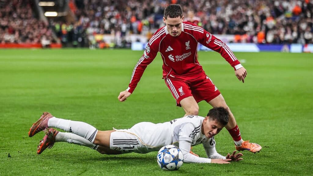 Liverpool, Arda’lı Real’i, şampiyonlar Ligi’nde puansız gönderdi