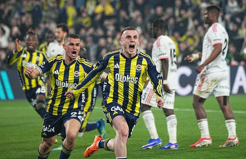 Fenerbahçe, dev derbide Beşiktaş’ı 90+11’deki penaltıyla geçti
