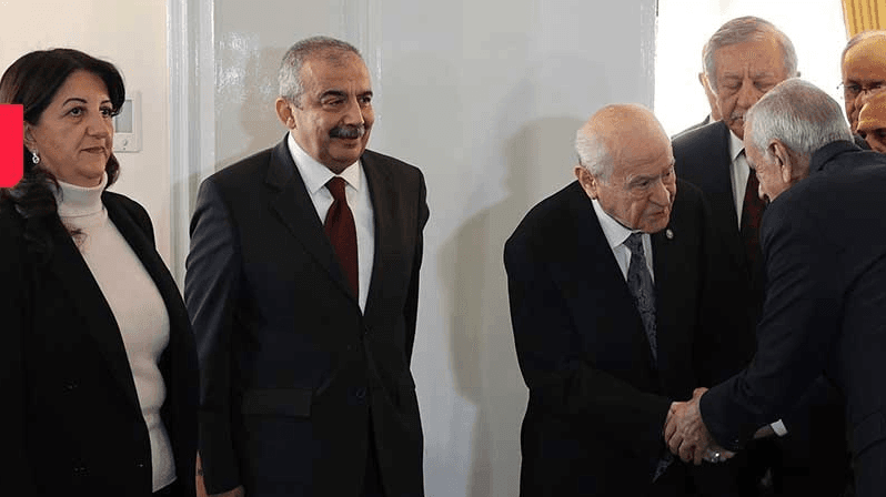 ‘Devlet’in iki yüzlülüğüne tepki gösteren İmamoğlu, ‘Ahmet Türk’ için: “Terör bağı varsa neden devlet protokolüyle karşılıyorsunuz?”