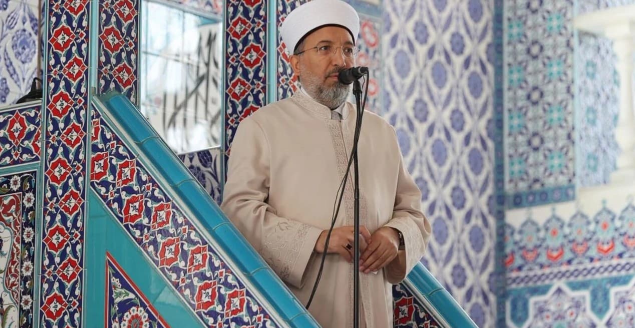 DİB’in “israf”eleştirisine Tokyo savunması: “Cuma namazı kıldırdı, cemaate hitap etti”