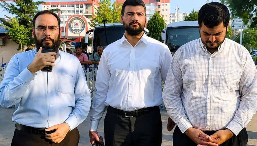 Kuytul’un avukatları alındı, kızı isyan etti: Elinizden geleni ardınıza koymayın